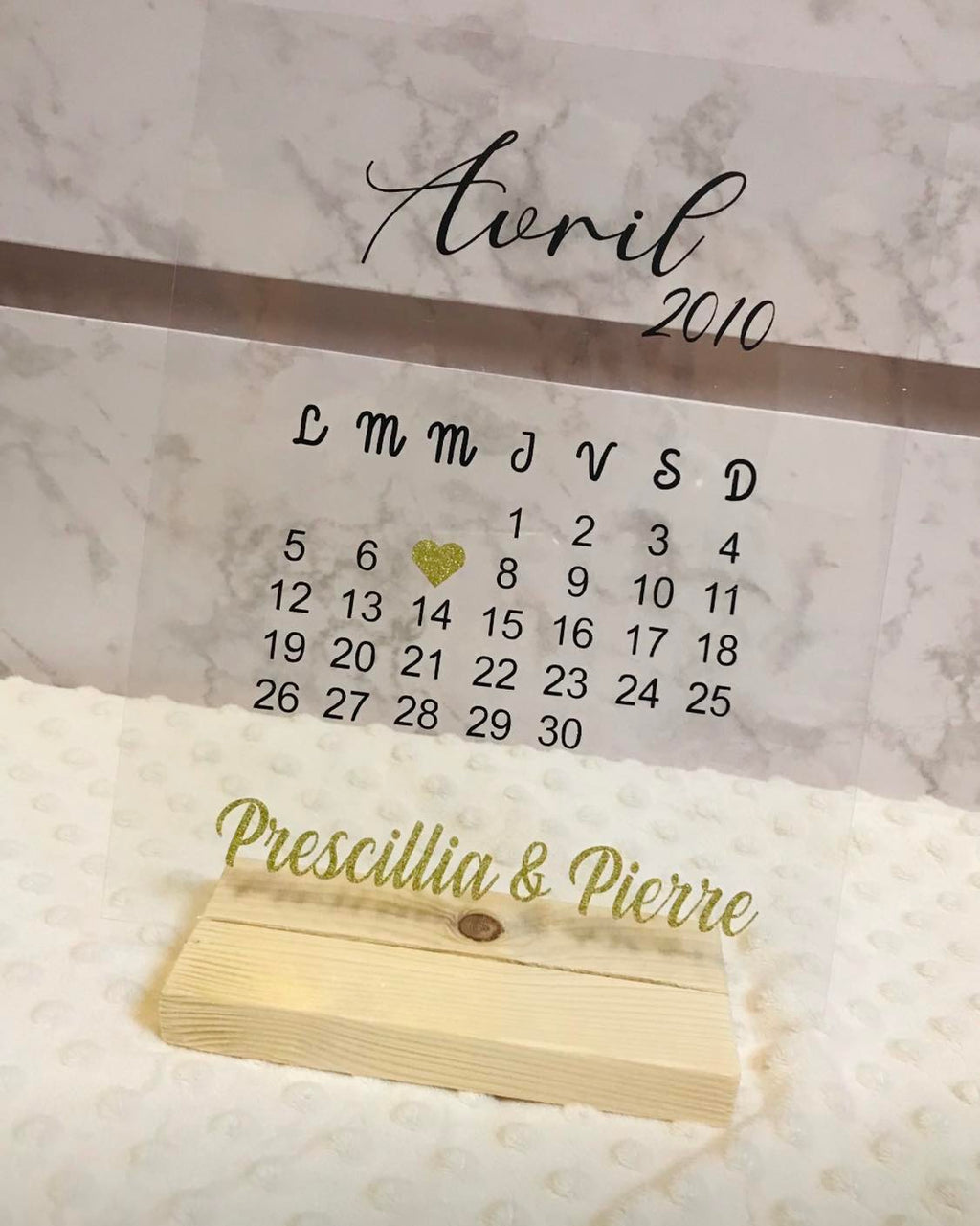 Calendrier personnalisé sur plexiglass 📅