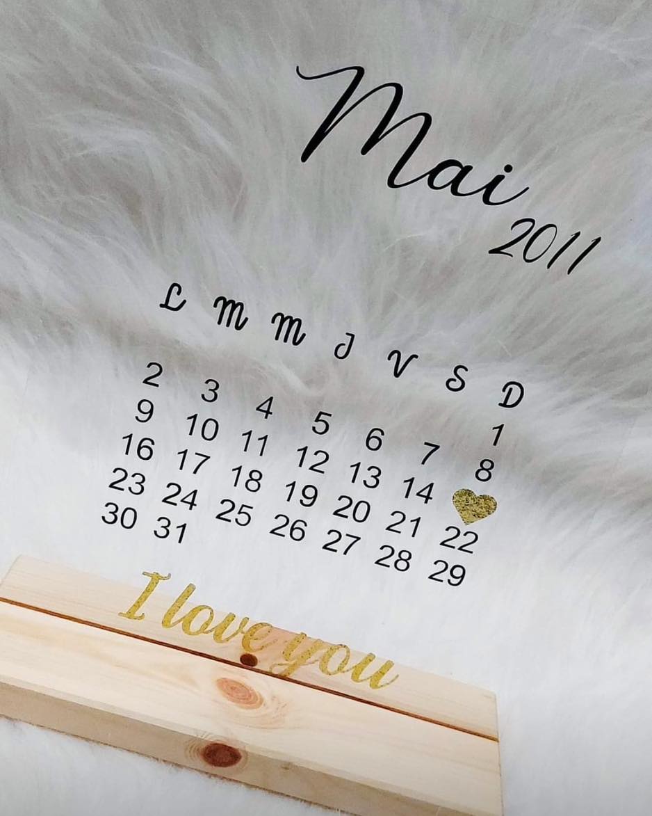 Calendrier personnalisé sur plexiglass 📅