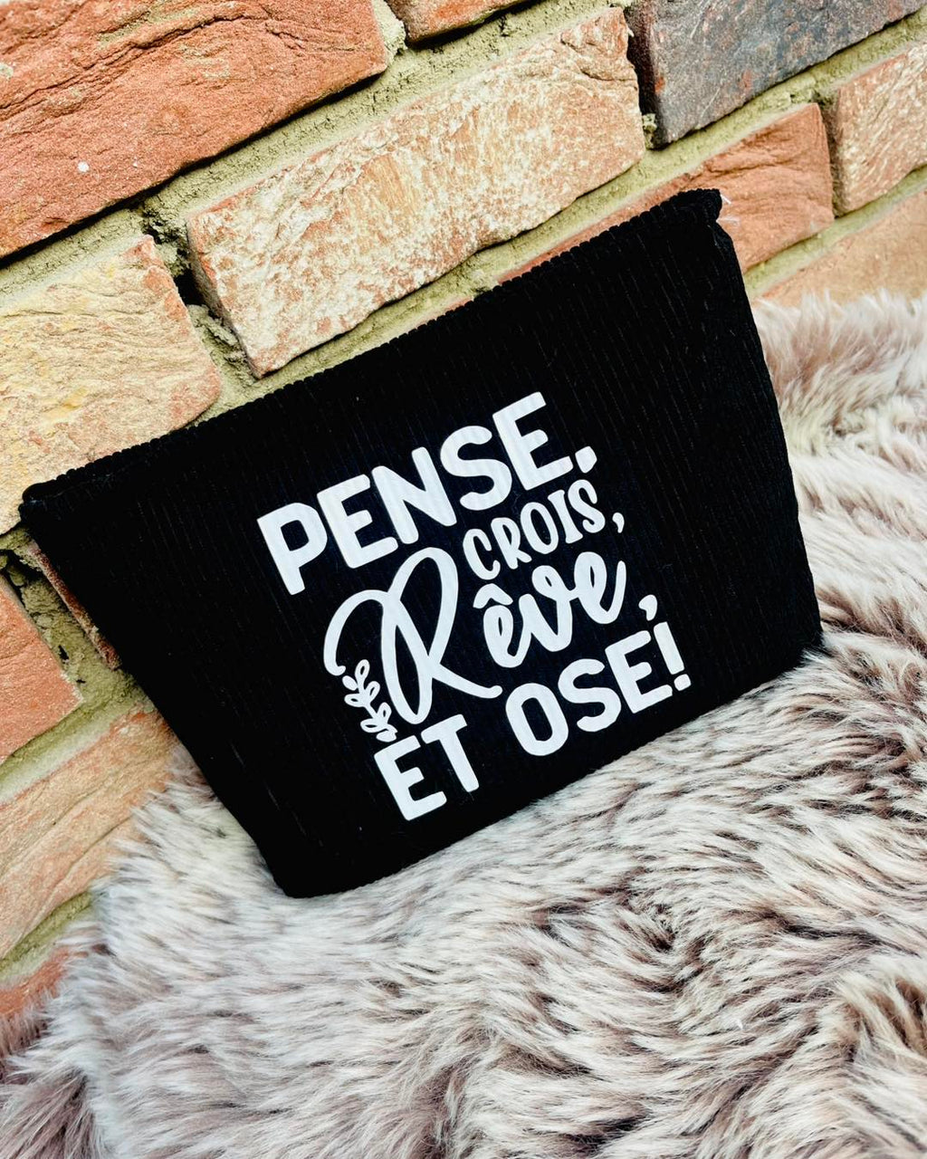 Pochette personnalisable grand format (20 × 12 cm) ✨