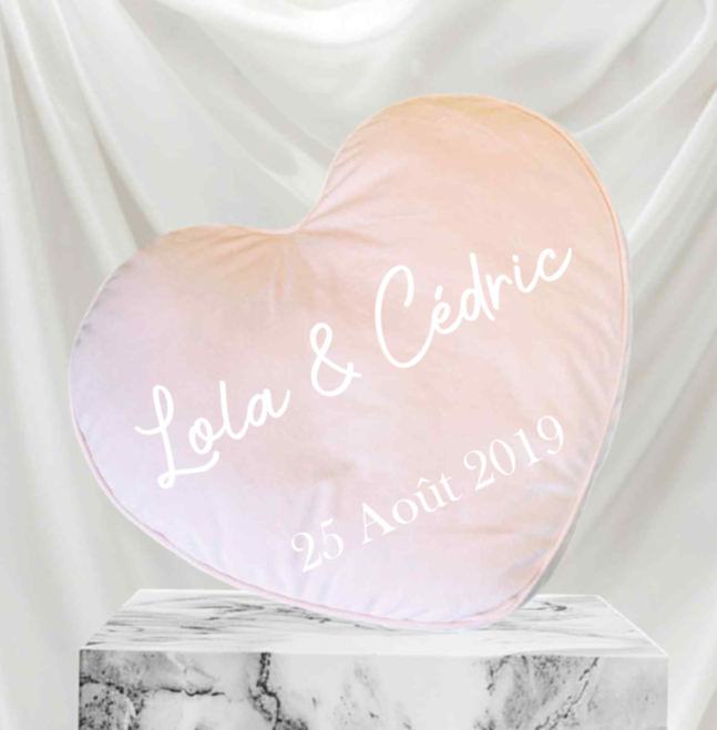 Coussin décoratif en forme de cœur