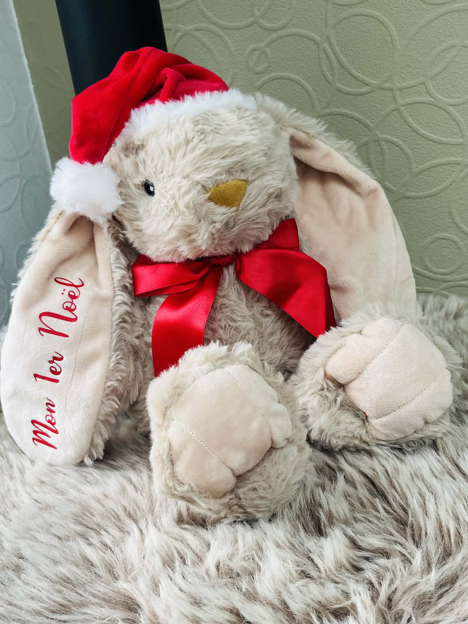 🎄 Peluche de Noël personnalisée – Lapin