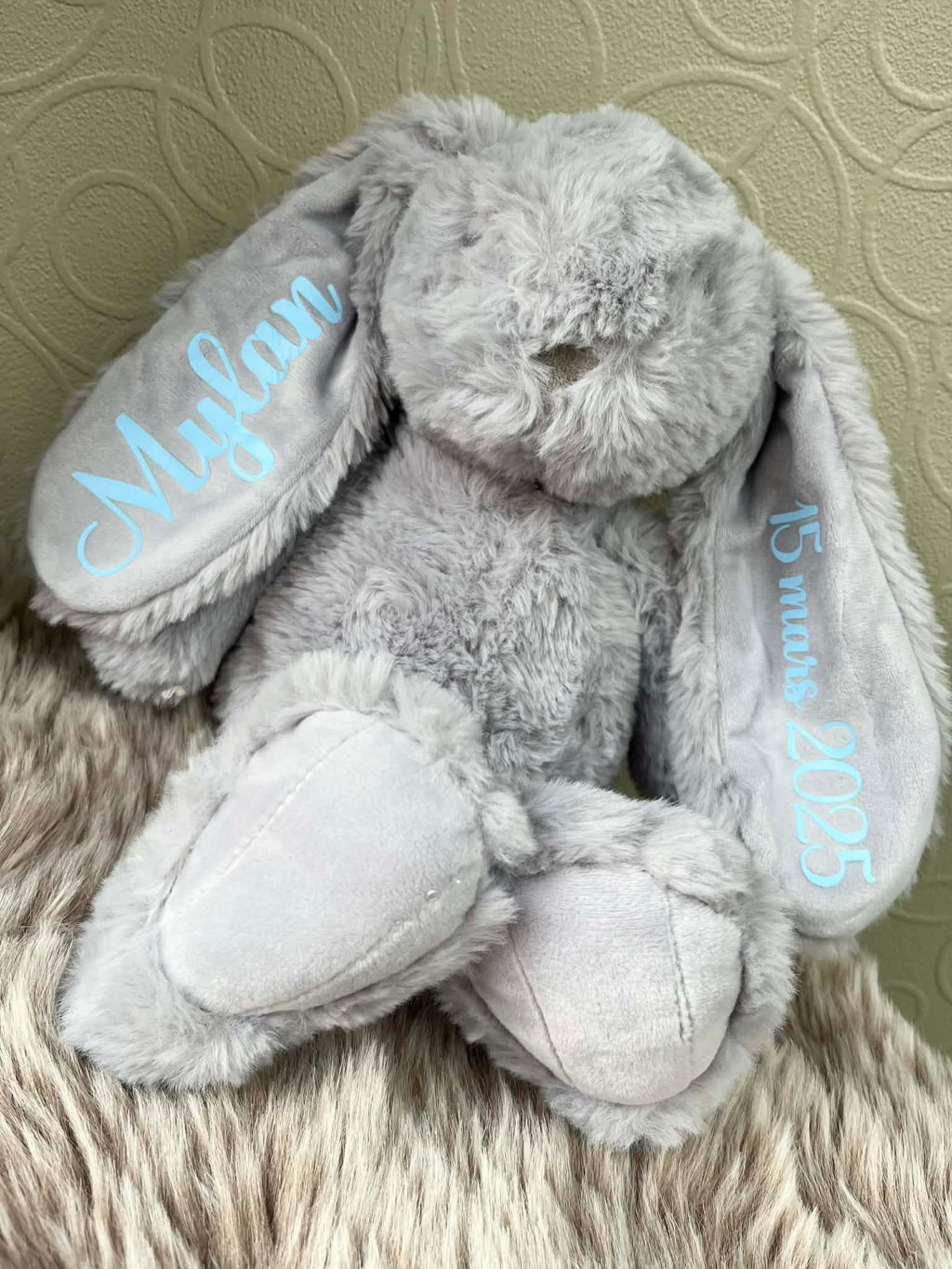 Peluche lapin 40 cm décorative et personnalisable