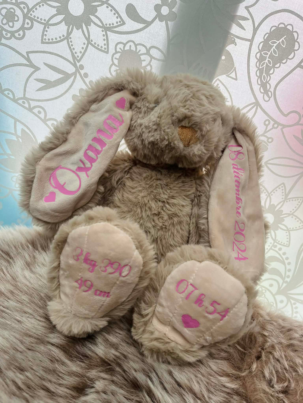 Peluche lapin 40 cm décorative et personnalisable