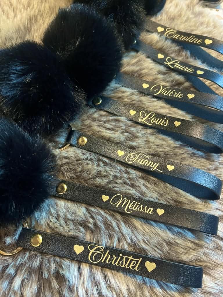 Porte-clé lanière noir avec pompon – personnalisabl